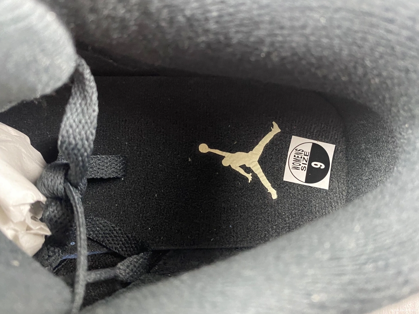 CK9246-001 3 Jordan Womens 